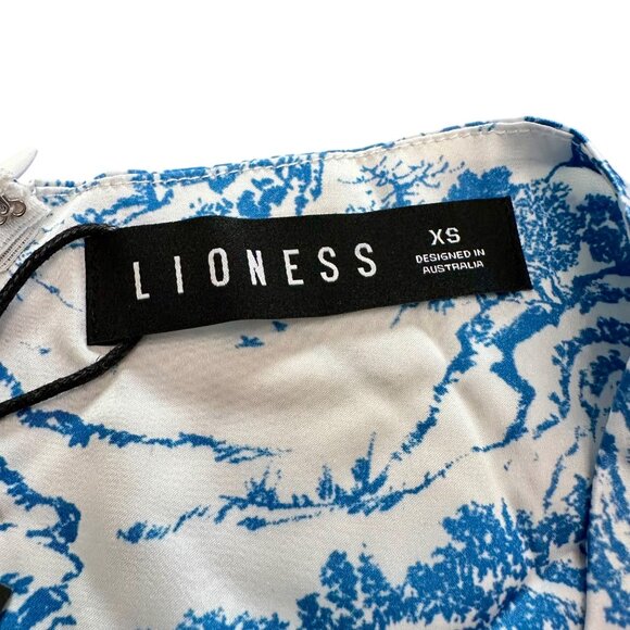 Lioness Dress XS White Blue Patterned Slip Style Dress Sleeveless NWT - Picture 10 of 11